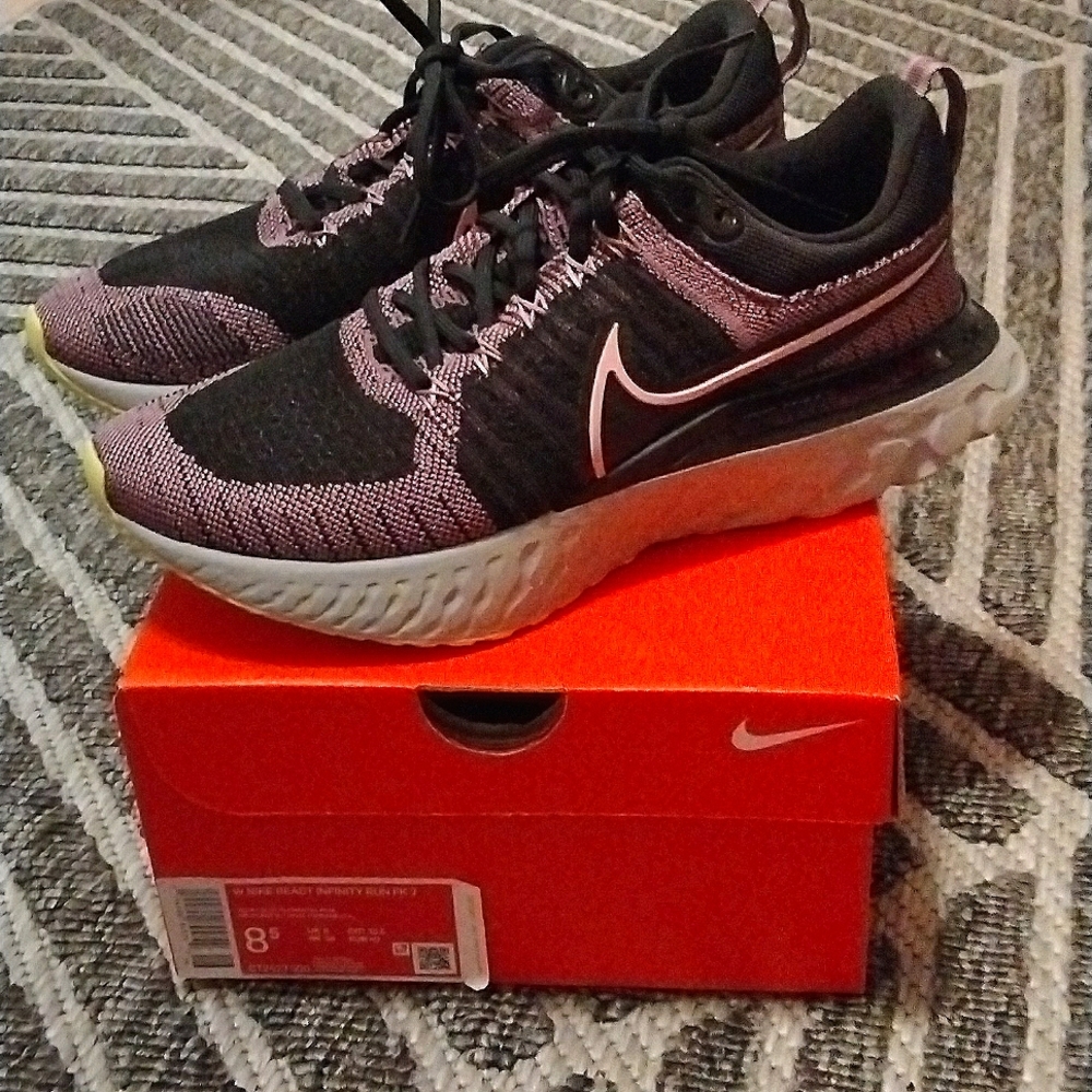 Nike React Infinity Flyknit 2 - image 1